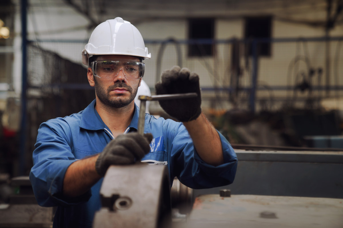 How Millwright Services Enhance Manufacturing